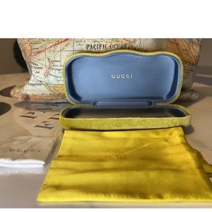 New Gucci Sunglasses/Eyeglasses Case Yellow Velvet Clamshell